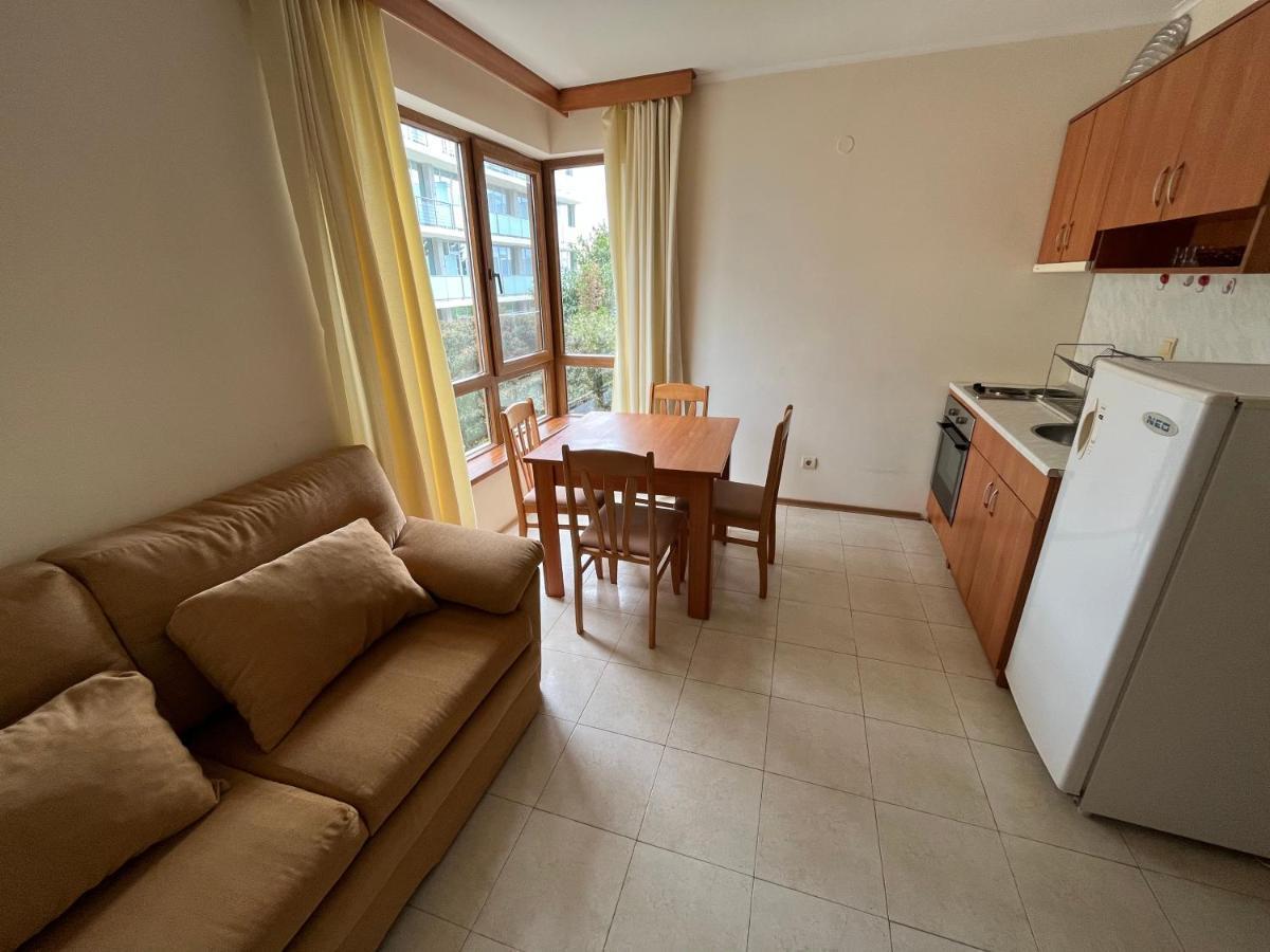 Vadim Apartments In Panorama Beach Vigo Nessebar Exterior foto