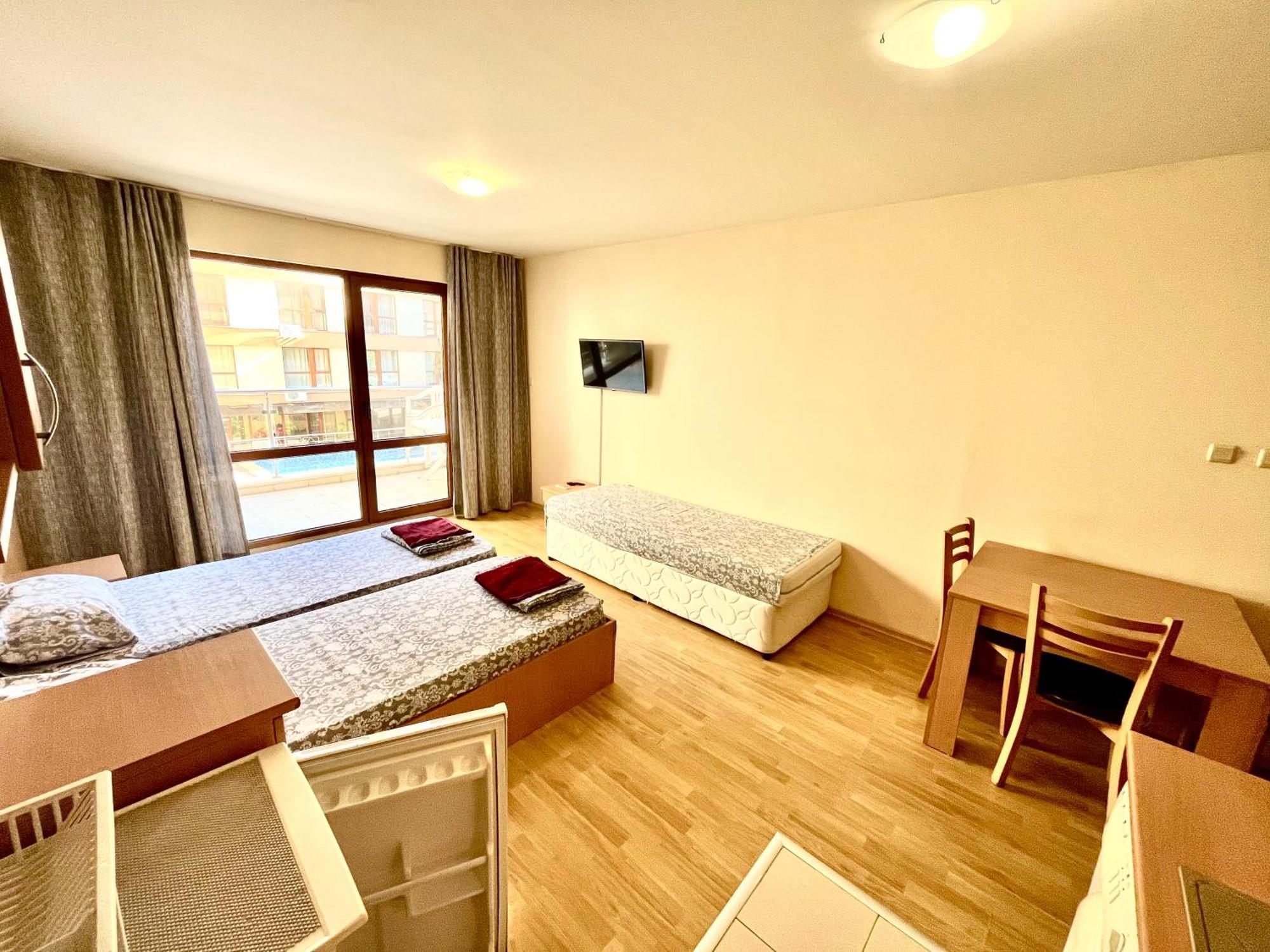 Vadim Apartments In Panorama Beach Vigo Nessebar Exterior foto